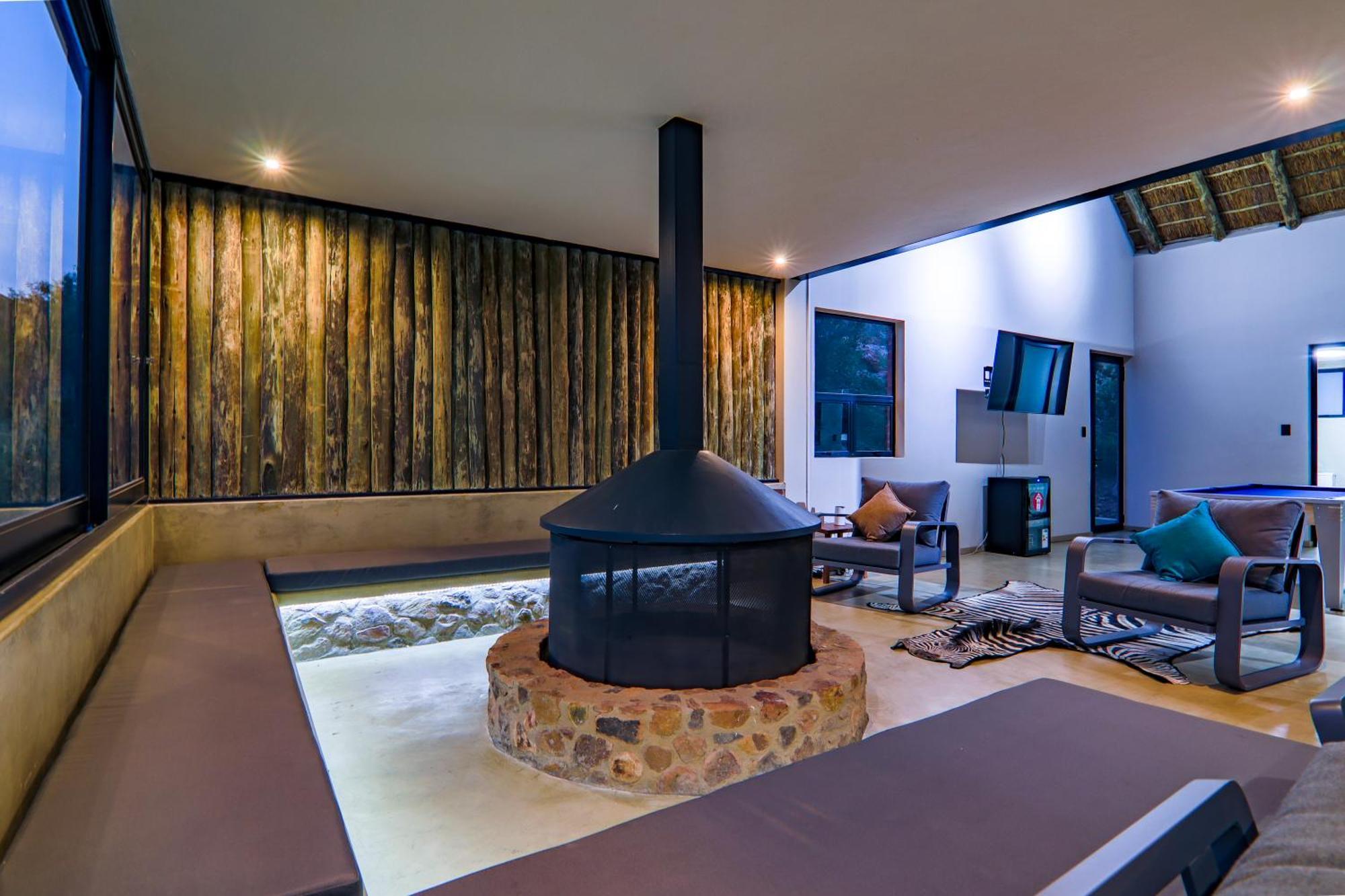Cliffhanger Lodge Mabula Game Reserve Exterior photo