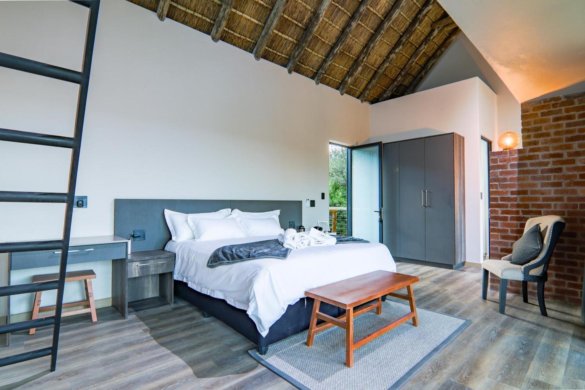 Cliffhanger Lodge Mabula Game Reserve Exterior photo